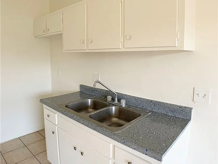 1808 W Sumac Ln #5 — Photo 3