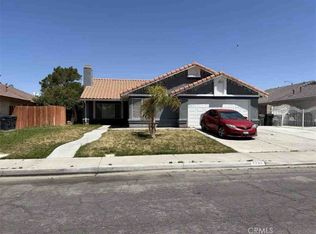 2737 La Vida Dr, Lancaster, CA 93535