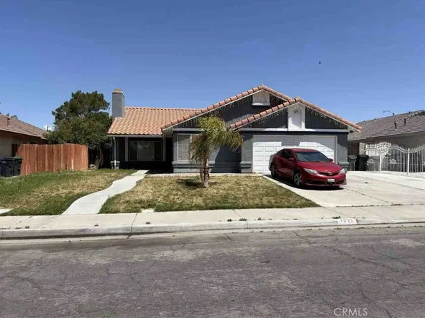 2737 La Vida Dr, Lancaster, CA 93535