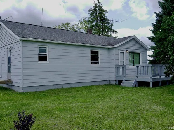 3661 Verona Rd, Ubly, MI 48475