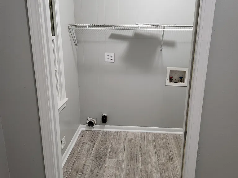 5863 Canton Park Dr — Photo 8