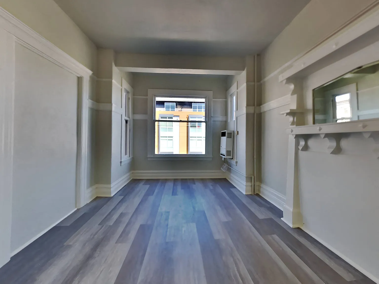 901 Valencia St. — Photo 1
