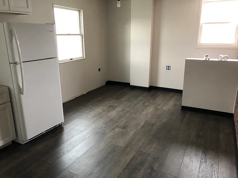 210 S Dauphin St #2 — Photo 9