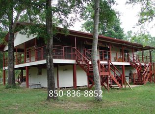 45 Old Creek Rd, Ponce De Leon, FL 32455