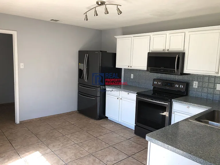 313 Dakota Ridge Dr — Photo 6