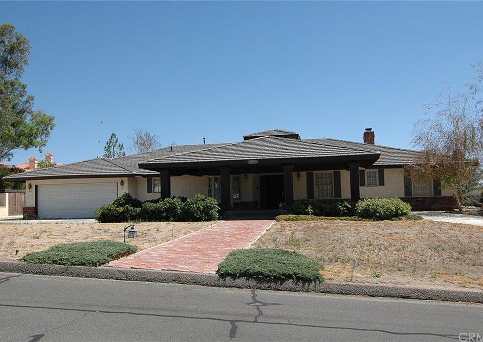 1st image of 19857 Sunset Ln