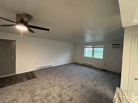 5th image of 706 Matlack Ave APT 303