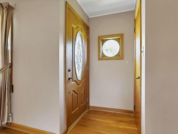 5th image of 361 Meadow Ln