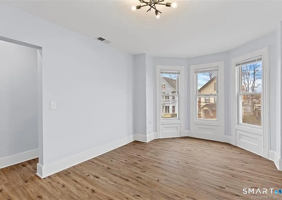 55 Admiral St #2