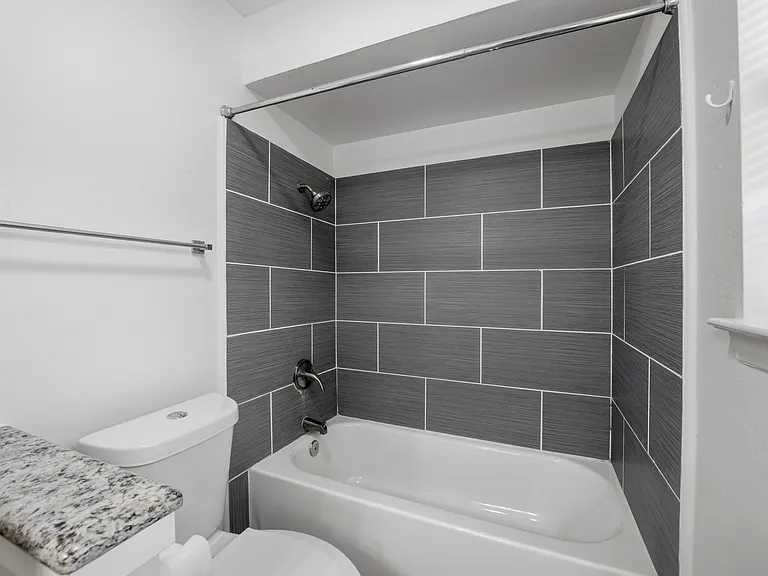 11231 Park Central Pl — Photo 23