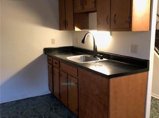 15 Twin Beeches Dr, Rochester, NY 14608