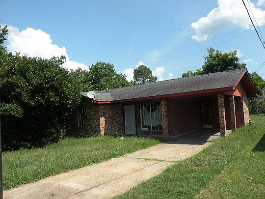 2nd image of 809 Rampart St