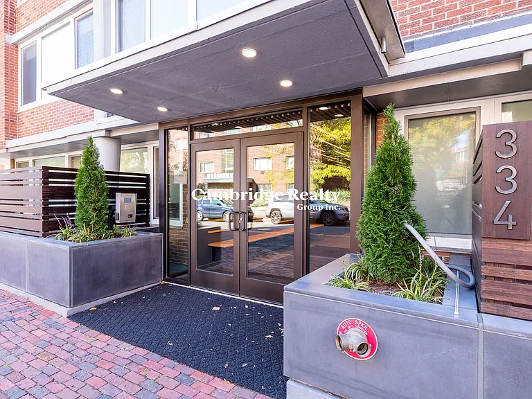 334 Harvard St #T3 — Photo 15
