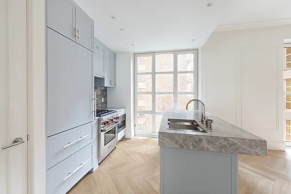 Rented by Brown Harris Stevens | media 18