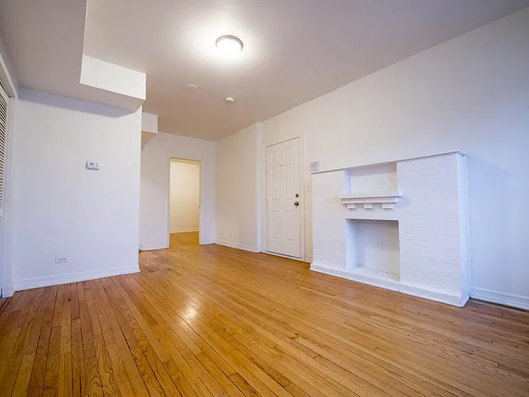 5800-04 S Artesian Ave — Photo 19