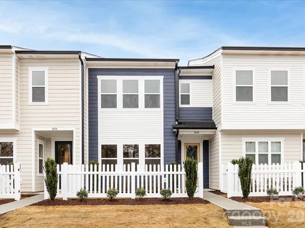 8430 Discovery Ln, Charlotte, NC 28216