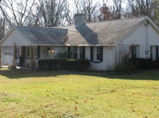 930 Hampton Rd, Newton, NJ 07860