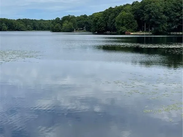 0 Lake Washington Dr, Glocester, RI 02814