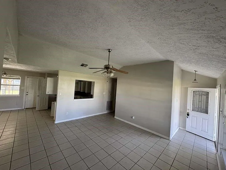 3 John Kay Rd — Photo 4