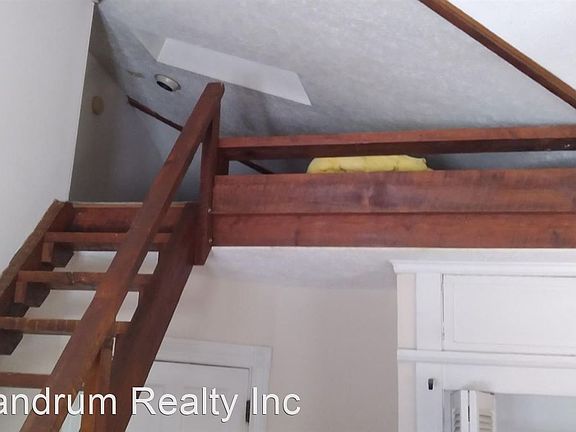 3rd image of 504 W Ormsby Ave #11266747