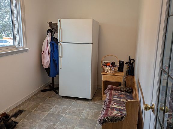 4th image of 36 Riverview Rd
