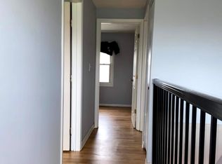 1127 Colony Ct, Streamwood, IL 60107
