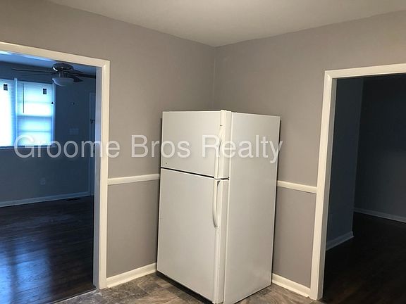 4th image of 2103 Shirleydale Ave