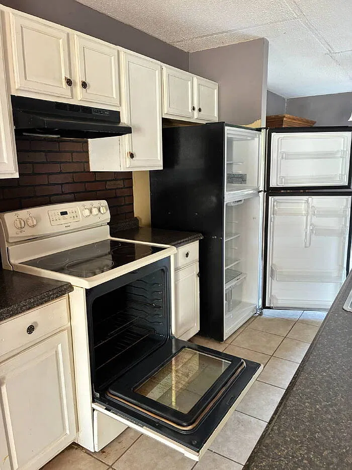 3 bed, 2.0 bath, $1,150 — Photo 3