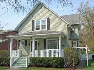 467 W 2nd St, Elmhurst, IL 60126