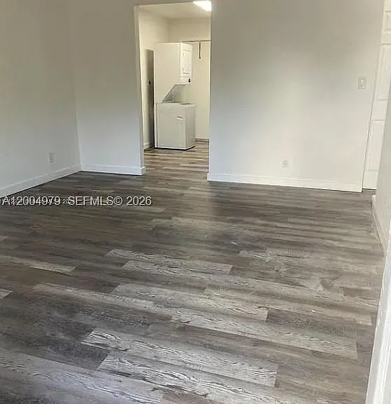 1051 NW 27th Ave #1 — Photo 4