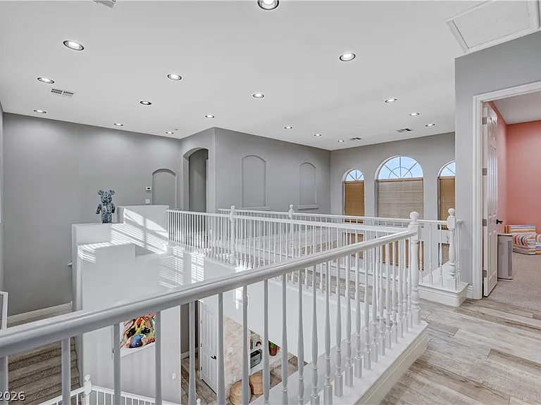 9738 Bear Trap Ct — Photo 43