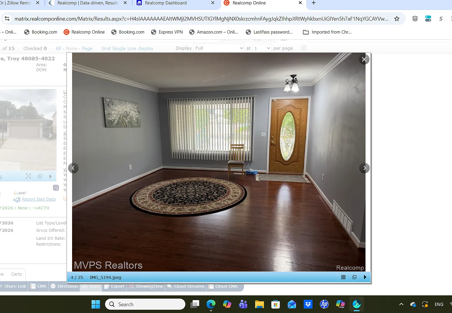 3 bed, 2.5 bath, 1800 sqft, $2,800 — Photo 2