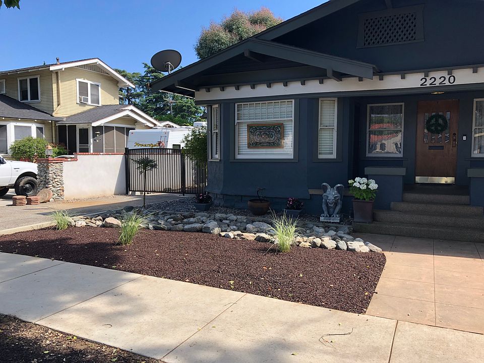 2nd image of 2220 Bonita Ave