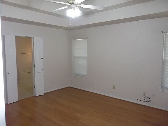 5th image of 2703 Kinney Dr