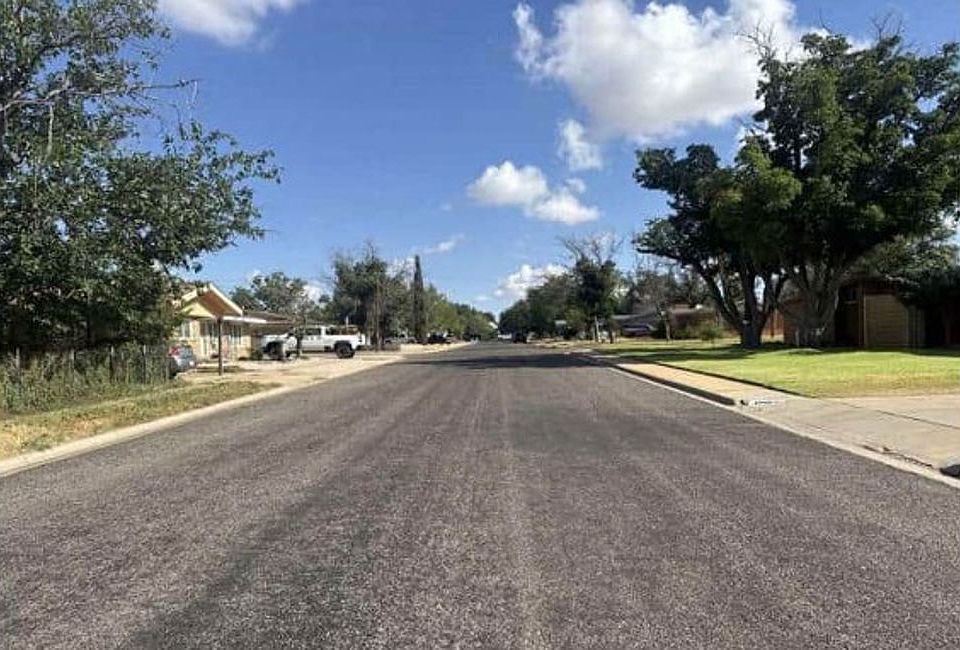 2nd image of 1007 NW 12th St