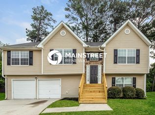 6415 E Meyer Dr, Morrow, GA 30260