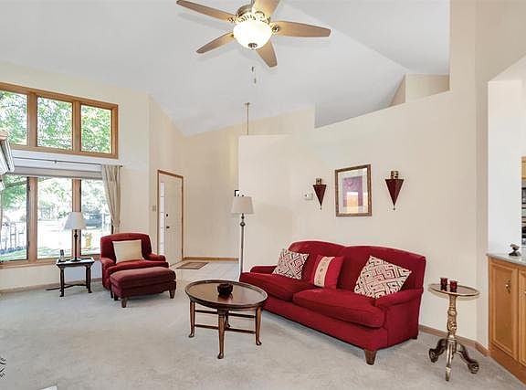 4th image of 16641 Lismore Ct