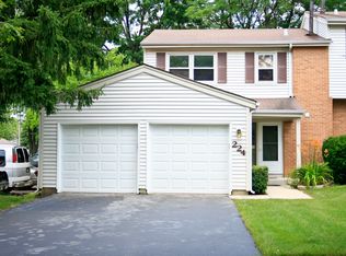 224 Monroe Rd, Bolingbrook, IL 60440