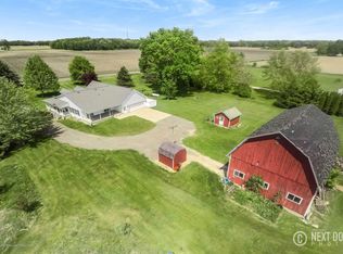 2709 W Beard Rd, Perry, MI 48872