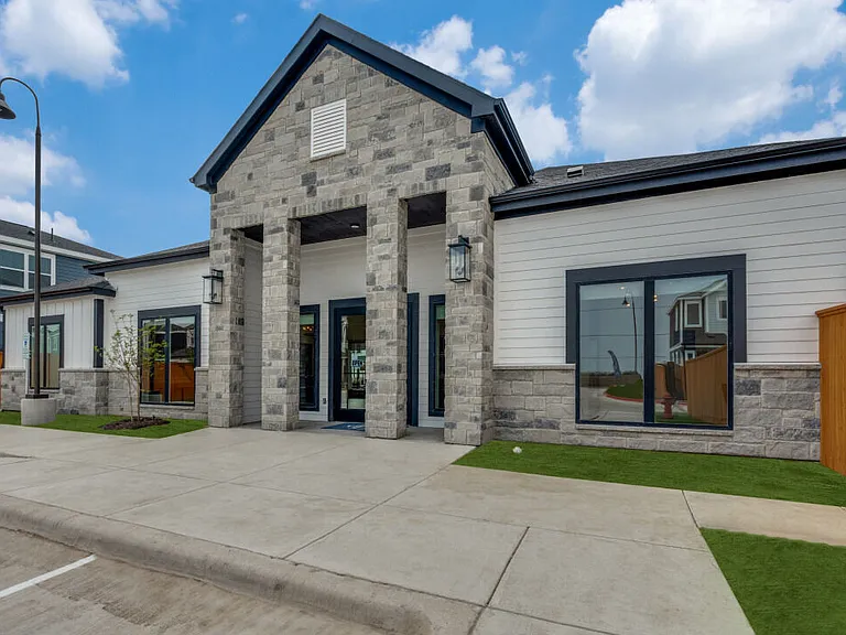 Villas at Creekside — Photo 16