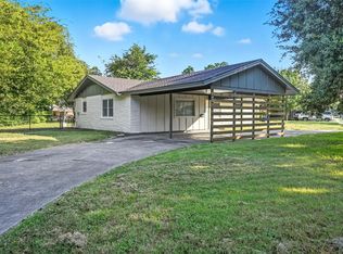 2251 Hartline Dr, Dallas, TX 75228