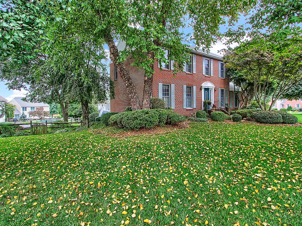 1st image of 1615 Lynndale Ct