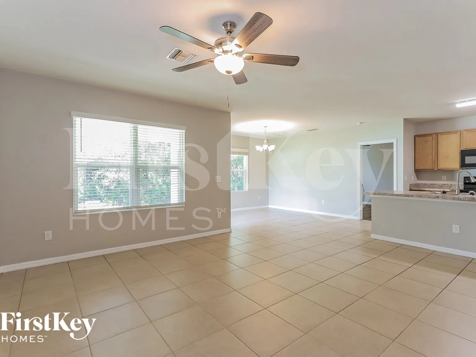 3 bed, 2.0 bath, 1672 sqft, $2,150 — Photo 2