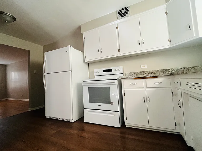11414 S Western Ave #1A — Photo 3