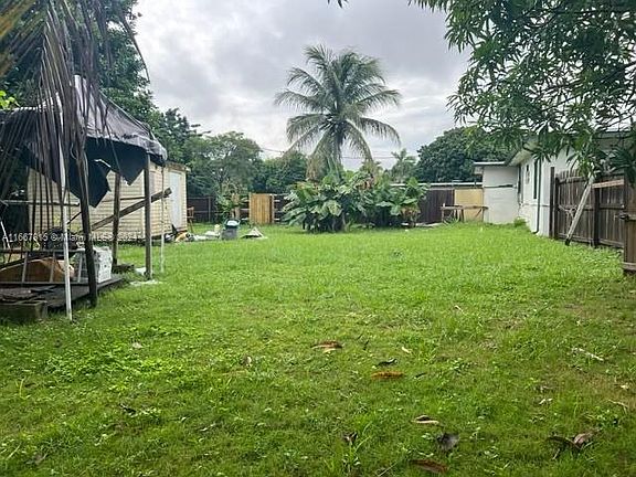 3rd image of 9720 SW 181st Ter