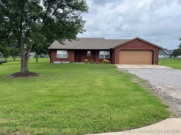 3793 N Rice Rd, Tahlequah, OK 74464