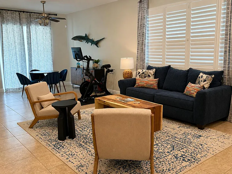 2200 Mariner Bay Blvd — Photo 8