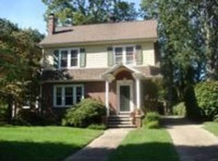 343 Trafton Rd, Springfield, MA 01108
