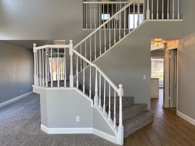 259 W Fallbrook Ave — Photo 6