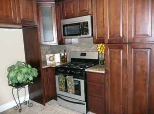 6130 Monadnock Way, Oakland, CA 94605